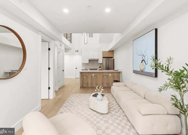 Property at 3923 14th St NW #4, Washington, DC 20011, 2 beds, 2 baths