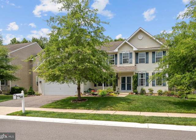 Property at 121 Willow Oak Blvd, Bear, DE 19701, 5 beds, 3 baths