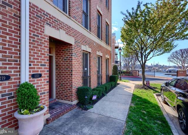 Property at 1221 Dockside Cir, Baltimore, MD 21224, 3 beds, 3.5 baths