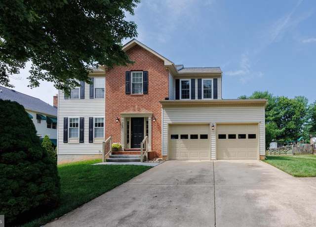 Property at 711 Obrecht Rd, Sykesville, MD 21784, 4 beds, 3.5 baths