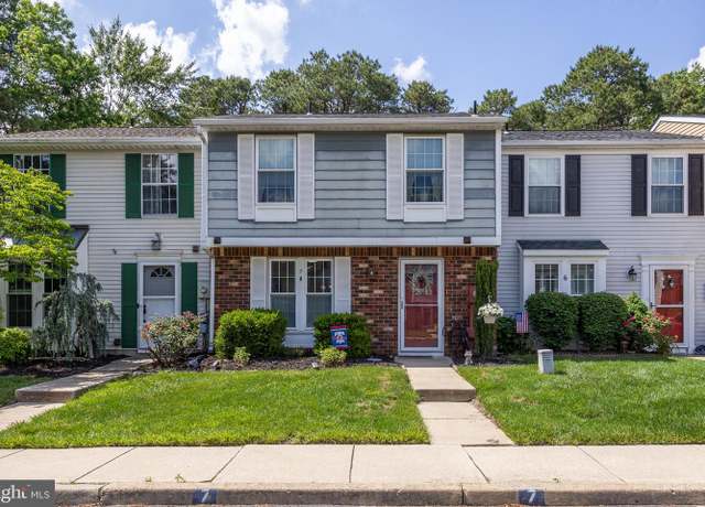 Property at 7 Benchly Way, Marlton, NJ 08053, 3 beds, 1.5 baths