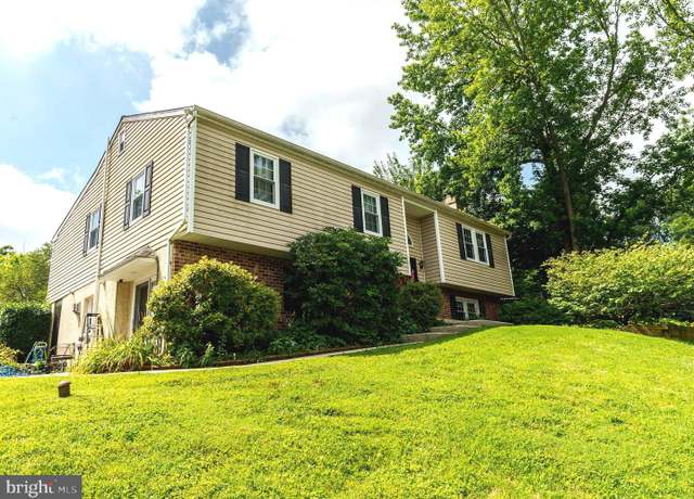 Property at 271 Beacon Dr, Phoenixville, PA 19460, 4 beds, 2.5 baths