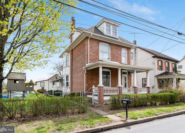 Property at 2384 E High St, Pottstown, PA 19464, 4 beds, 2.5 baths