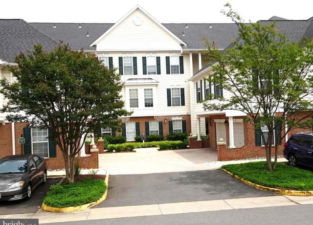 Property at 25340 Lake Mist Sq #204, Chantilly, VA 20152, 3 beds, 2 baths