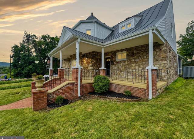 Property at 716 Villa Ave, Front Royal, VA 22630, 4 beds, 3 baths