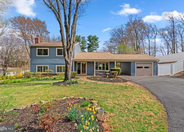 Property at 9828 Moyer Rd, Damascus, MD 20872, 5 beds, 3 baths