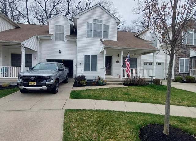 Property at 6 Charles Cir, Delanco, NJ 08075, 2 beds, 2.5 baths