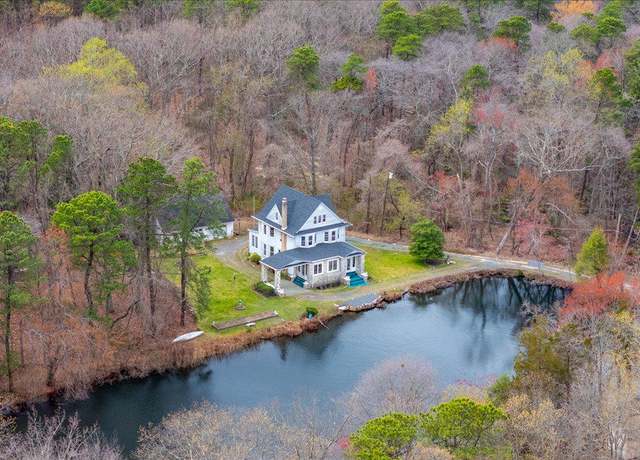 Property at 178 Berlin Rd, Gibbsboro, NJ 08026, 4 beds, 1.5 baths