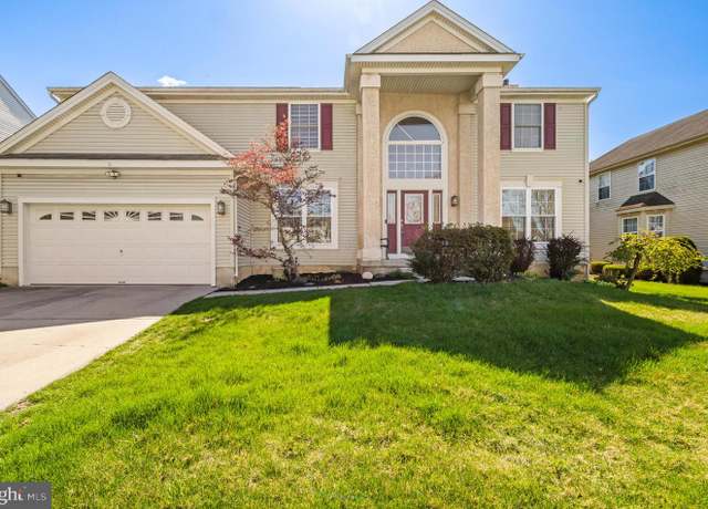 Property at 13 Moray Ln, Sewell, NJ 08080, 4 beds, 2.5 baths