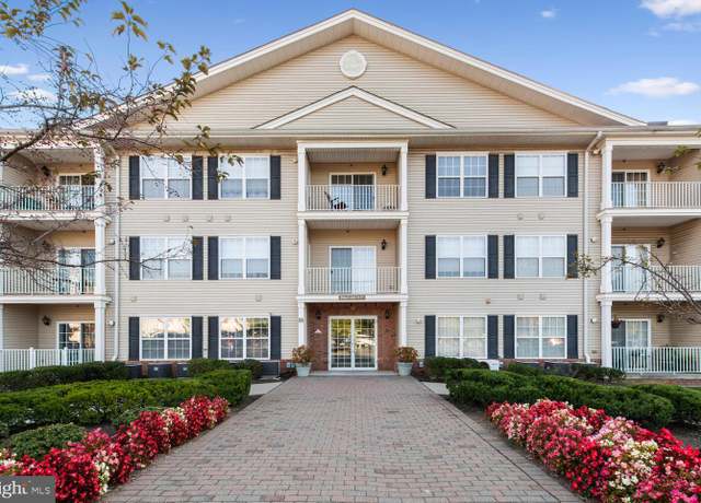Property at 183 Liddle Ave, Edison, NJ 08837, 1 bed, 1 bath
