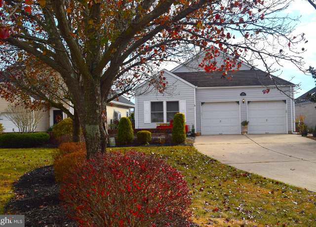Property at 63 Lookout Dr, Manahawkin, NJ 08050, 2 beds, 2 baths