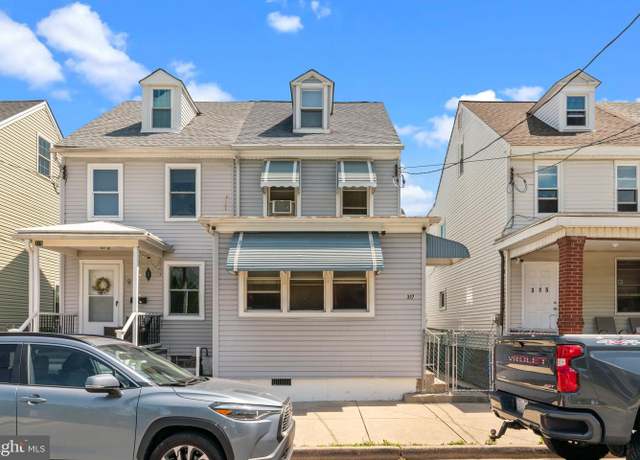 Property at 317 Penn St, Bristol, PA 19007, 4 beds