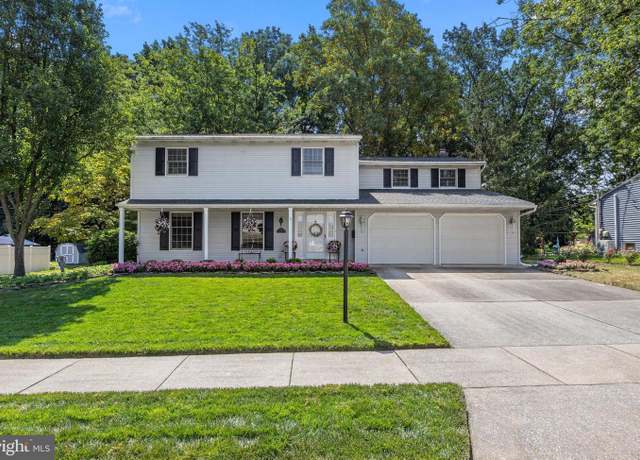 Property at 304 Pinewood Dr, Shiremanstown, PA 17011, 5 beds, 2.5 baths