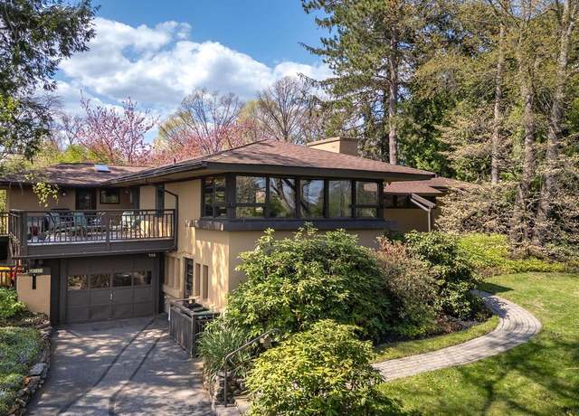 Property at 715 W Park Ave, State College, PA 16803, 4 beds, 3 baths