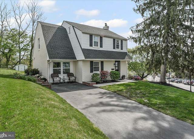 Property at 420 W State St, Media, PA 19063, 3 beds, 1.5 baths