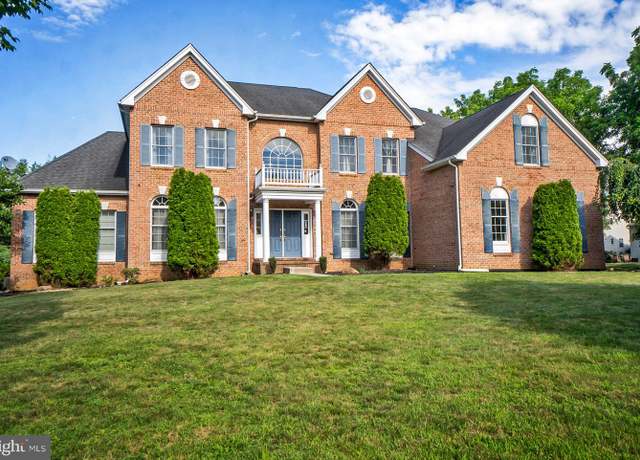 Property at 4178 Rexford Dr, Bethlehem, PA 18020, 5 beds, 4.5 baths