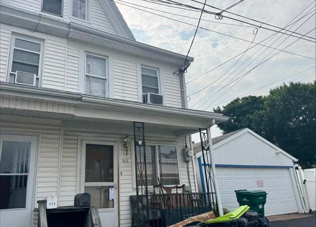 Property at 323 S Grape St, Mount Carmel, PA 17851, 3 beds, 1 bath