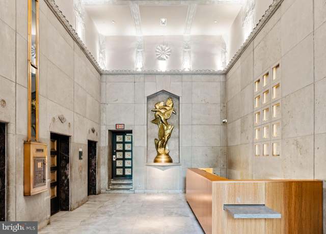 Property at 210 W Washington Sq Unit 6SW, Philadelphia, PA 19106, 2 beds, 2.5 baths