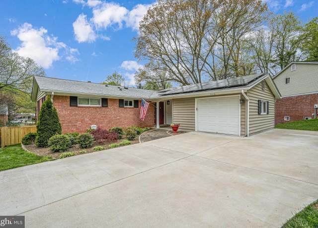 Property at 5116 Thackery Ct, Fairfax, VA 22032, 4 beds, 3 baths