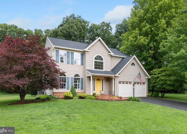 Property at 46494 Primula Ct, Sterling, VA 20165, 4 beds, 3.5 baths