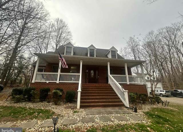 Property at 120 Hartwood Meadows Dr, Fredericksburg, VA 22406, 3 beds, 2.5 baths