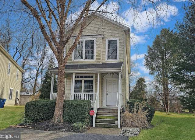 Property at 23 Barberry Ct #23, Newark, DE 19702, 3 beds, 2.5 baths