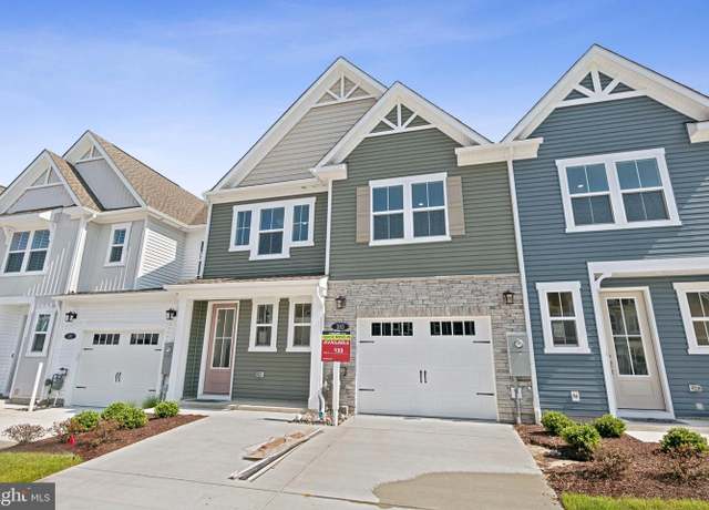 Property at 207 Lackawanna Ln, Ocean View, DE 19970, 3 beds, 2.5 baths