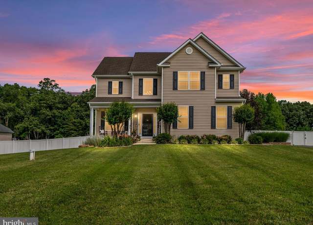 Property at 14295 Flowing Creek Ct, Bryantown, MD 20617, 4 beds, 3.5 baths