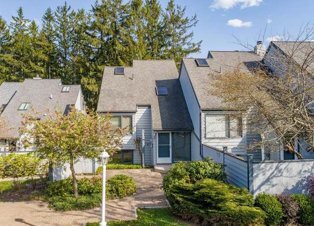 Property at 5 Arrowhead Ln #5, Oakland, MD 21550, 3 beds, 3 baths