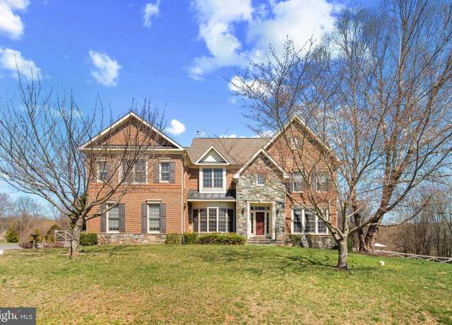 Property at 24611 Farmview Ln, Damascus, MD 20872, 6 beds, 5.5 baths