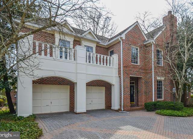 Property at 7806 Fox Gate Ct, Bethesda, MD 20817, 4 beds, 3.5 baths