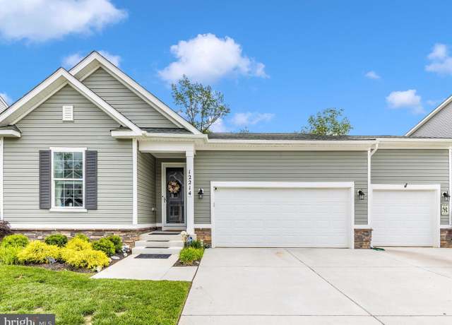 Property at 12214 Fallen Timbers Cir, Hagerstown, MD 21740, 3 beds, 2 baths