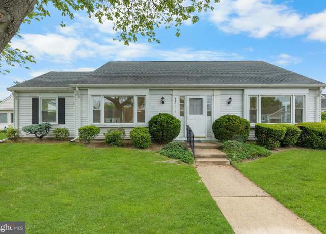 Property at 381-C Old Nassau Rd, Monroe Township, NJ 08831, 2 beds, 2 baths