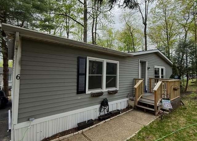 Property at 6 Esther Dr, Quakertown, PA 18951, 3 beds, 2 baths