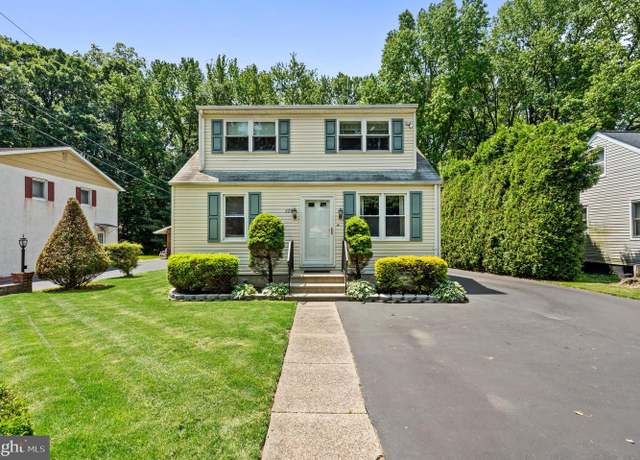 Property at 620 Durham Rd, Langhorne, PA 19047, 3 beds, 2 baths