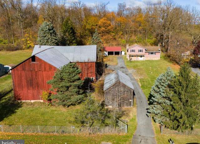Property at 3315 E College Ave, Bellefonte, PA 16823, 3 beds, 1.5 baths