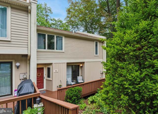 Property at 705 Westtown Cir #705, West Chester, PA 19382, 3 beds, 3.5 baths
