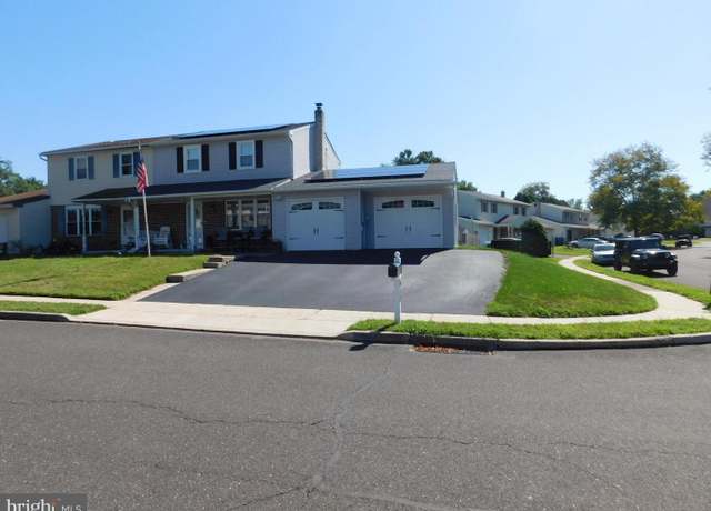 Property at 613 Wendy Way, Hatfield, PA 19440, 3 beds, 1.5 baths