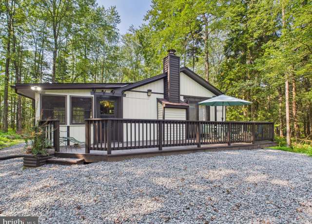 Property at 162 Safro Ct, Pocono Lake, PA 18347, 3 beds, 1 bath
