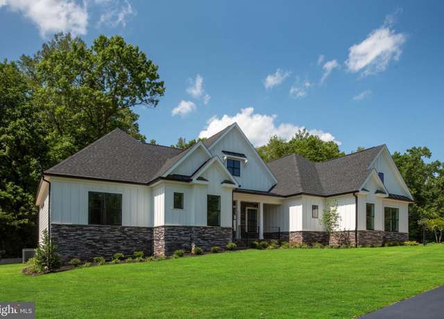 Property at 8639 Rosni Way, Fredericksburg, VA 22407, 3 beds, 2.5 baths