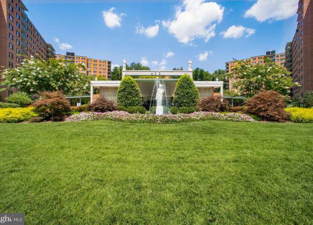 Property at 4201 Cathedral Ave NW Unit 122E, Washington, DC 20016, 2 beds, 1 bath