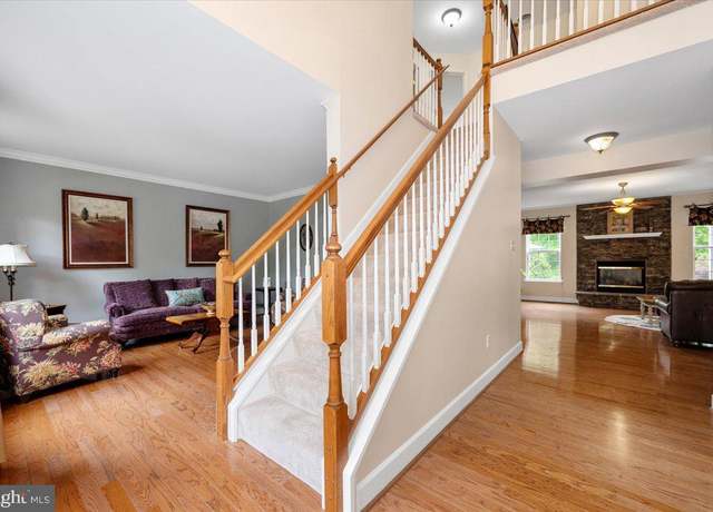 Property at 11050 Sanandrew Dr, New Market, MD 21774, 4 beds, 3.5 baths