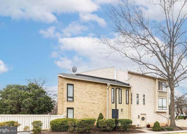Property at 10102 Ridgeline Dr, Montgomery Village, MD 20886, 4 beds, 2.5 baths