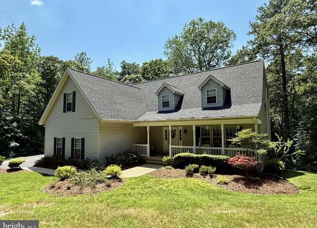 Property at 23185 Piney Wood Cir, California, MD 20619, 4 beds, 2.5 baths