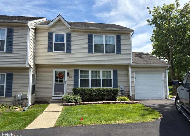 Property at 113 Megan Cir, Chalfont, PA 18914, 3 beds, 1.5 baths