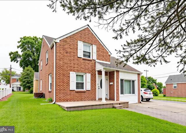 Property at 313 S Bishop Ave, Secane, PA 19018, 4 beds, 2 baths