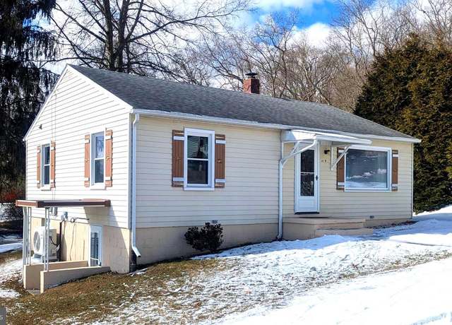 Property at 340 W 33rd, Huntingdon, PA 16652, 3 beds, 1 bath