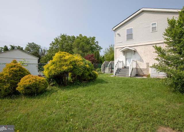 Property at 214 Crooked Ln, King Of Prussia, PA 19406, 3 beds, 3 baths