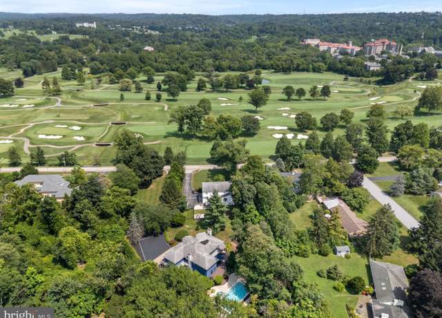 Property at 842 Thomas Rd, Lafayette Hill, PA 19444, 5 beds, 5.5 baths