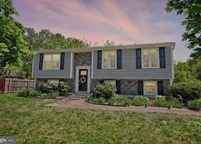 Property at 6406 Holyoke Dr, Annandale, VA 22003, 4 beds, 2 baths